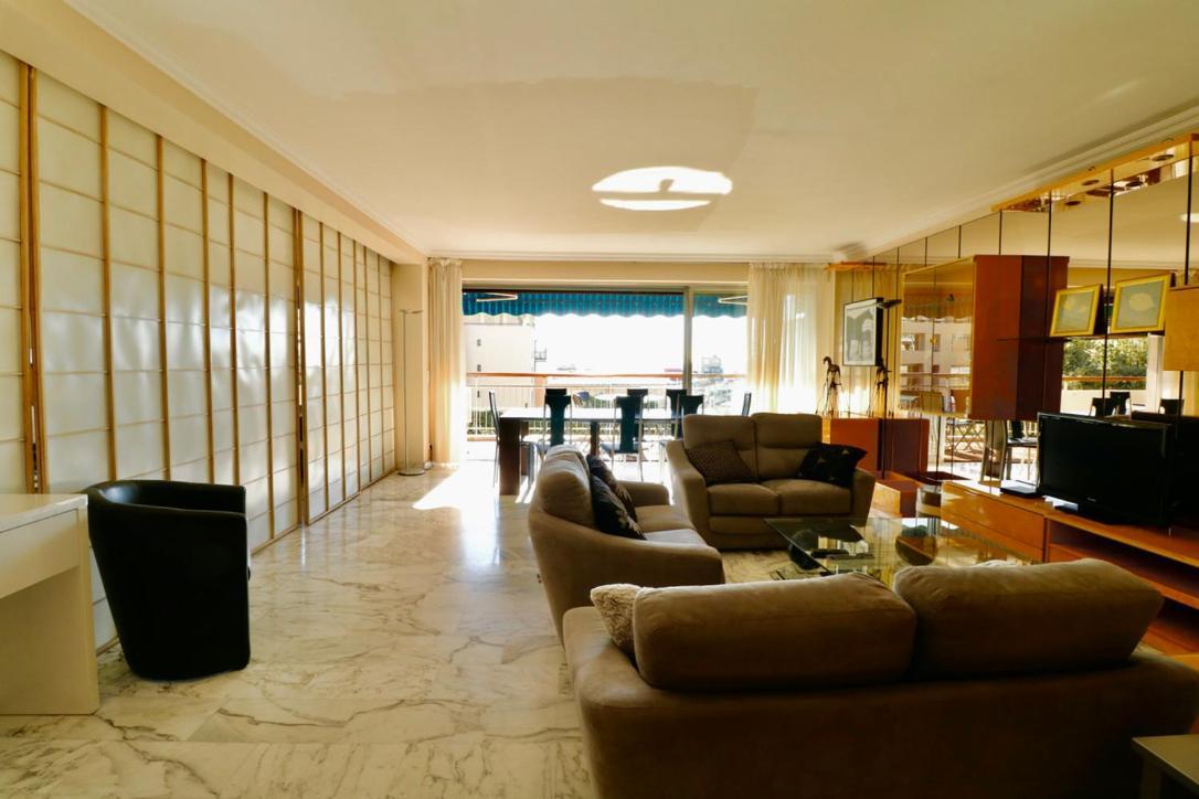 2, 3 And 4 Bedroom Sea View Forville Apartments 5 Mins From The Palais Cannes Exteriör bild