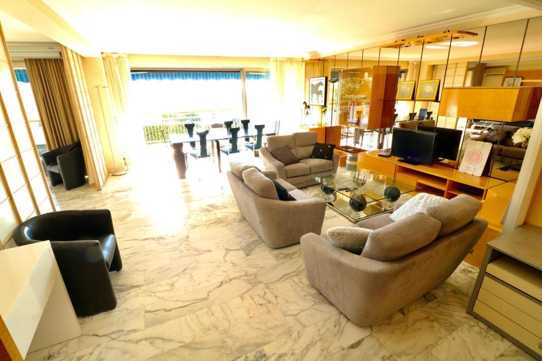 2, 3 And 4 Bedroom Sea View Forville Apartments 5 Mins From The Palais Cannes Exteriör bild