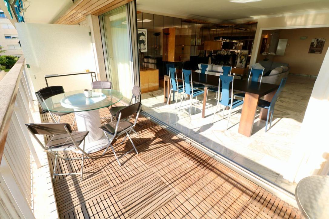 2, 3 And 4 Bedroom Sea View Forville Apartments 5 Mins From The Palais Cannes Exteriör bild