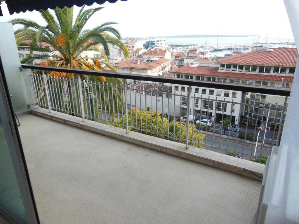 2, 3 And 4 Bedroom Sea View Forville Apartments 5 Mins From The Palais Cannes Rum bild